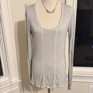 WRAP London, Light Grey LS Scoop neck Tee, Size 10, EUC